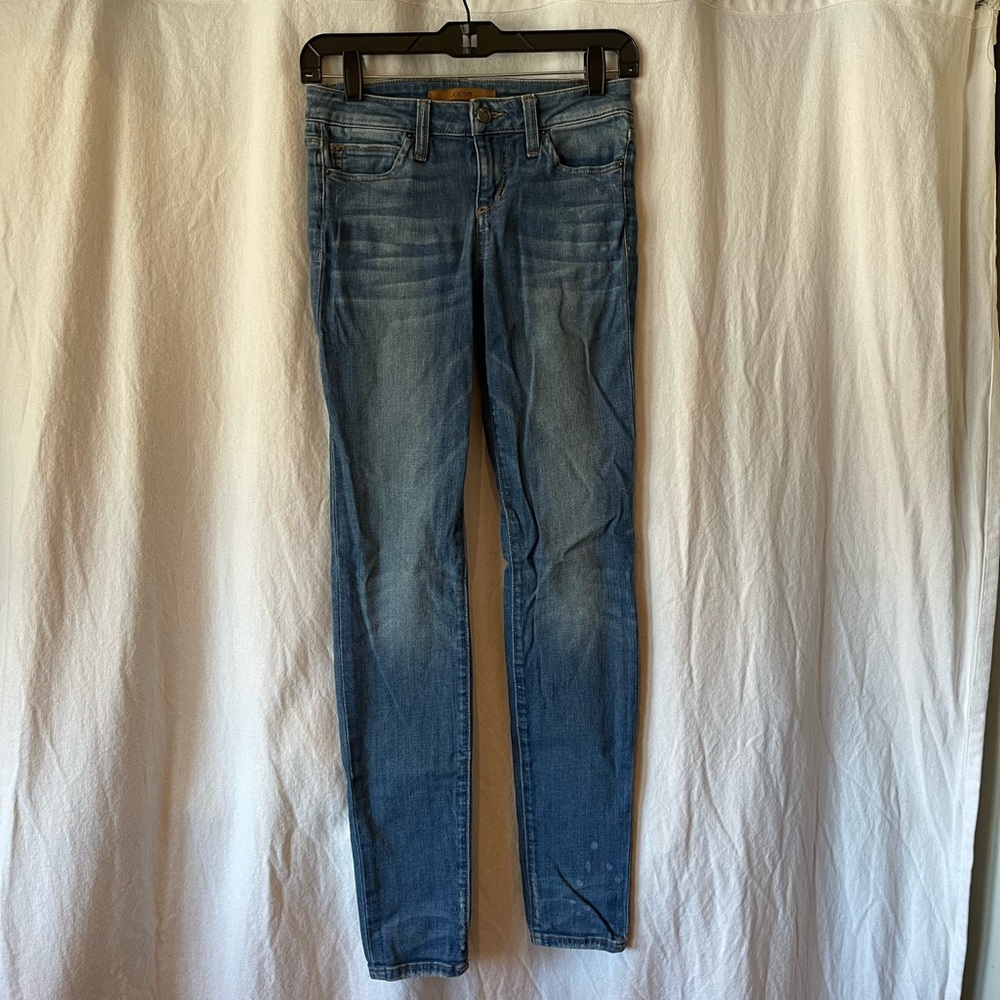 Joe’s Jeans - Medium Wash Vixen